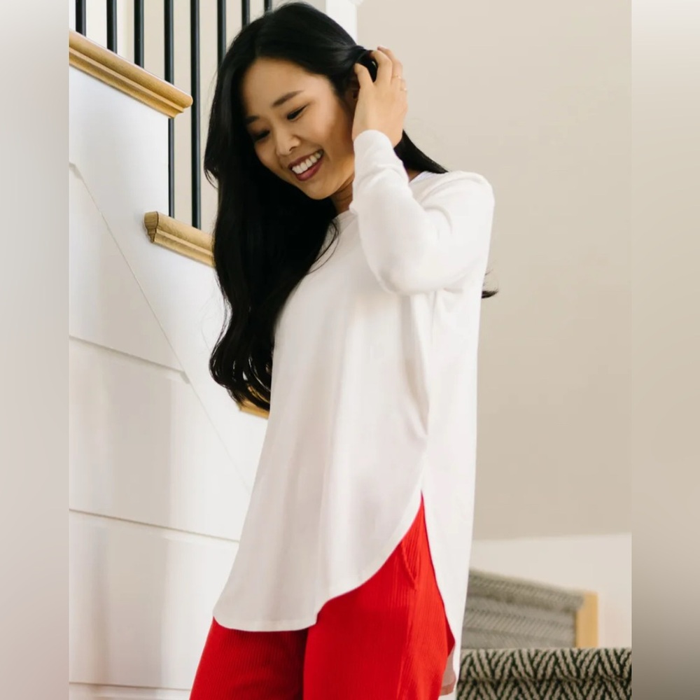 Zyia white perfect slit swoop Long Sleeve T